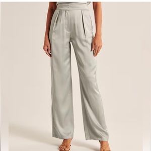 Abercrombie & Fitch Sloane Tailored Wide Leg Trouser l Size 25/0 | Sage Green